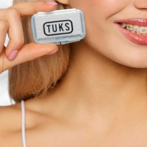 Воск для брекетов TUKS